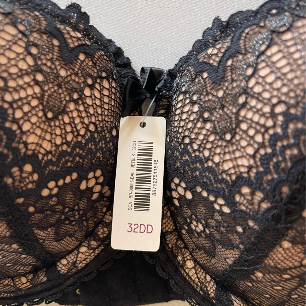 Adore Me Women’s Kimmy Push Up Balconette Black Lace Bra Size 32DD NWT